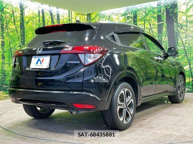 Honda VEZEL 2016-01 8832321-16