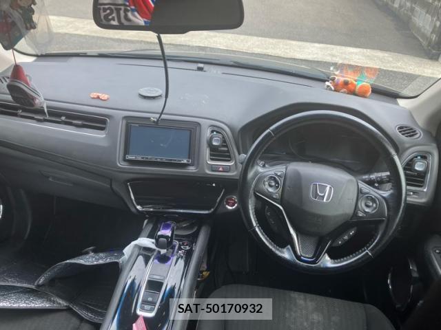 Honda VEZEL 2016-12 8832333-25