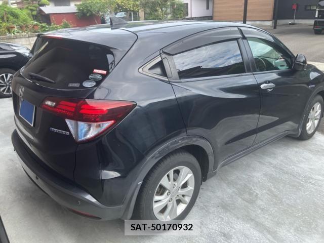 Honda VEZEL 2016-12 8832333-6