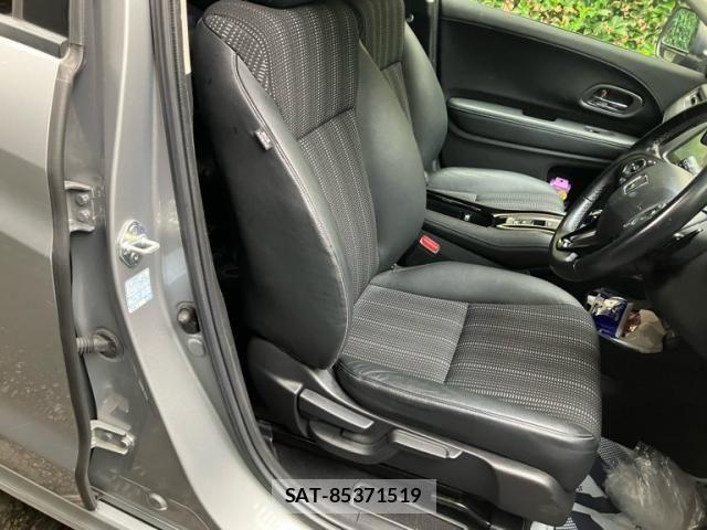 Honda VEZEL 2016-06 8832319-11