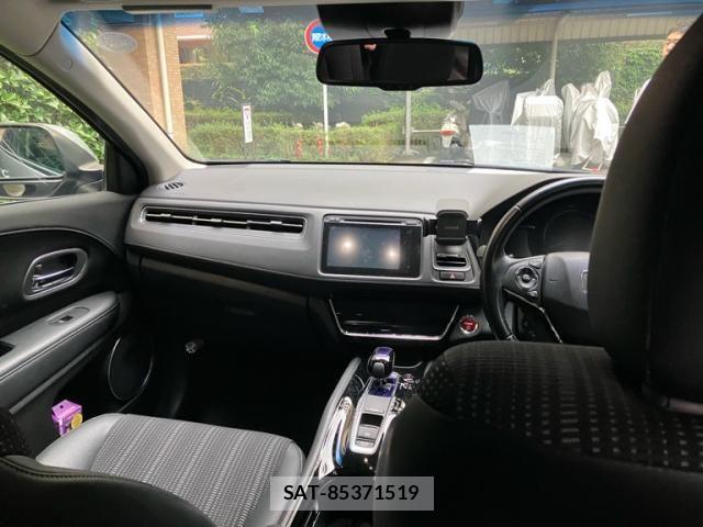 Honda VEZEL 2016-06 8832319-16
