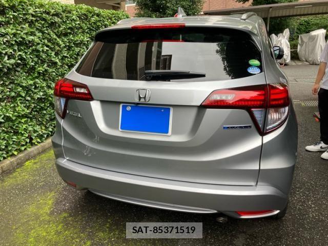 Honda VEZEL 2016-06 8832319-5