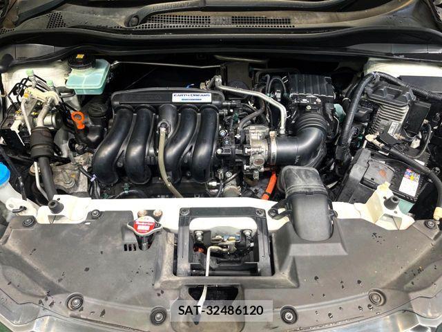 Honda VEZEL 2015-07 8850991-15