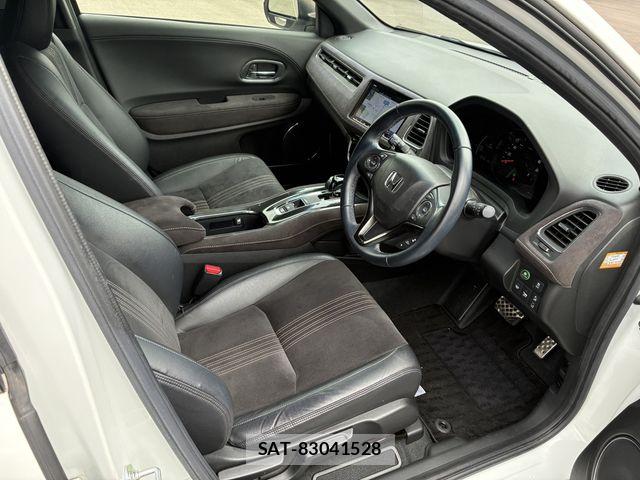 Honda VEZEL 2019-01 8872343-11