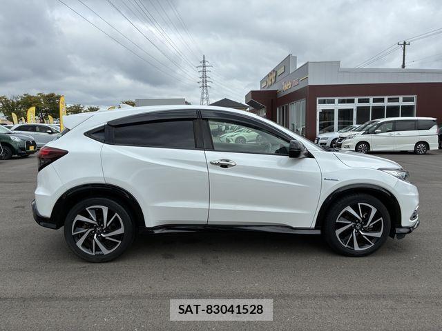 Honda VEZEL 2019-01 8872343-5