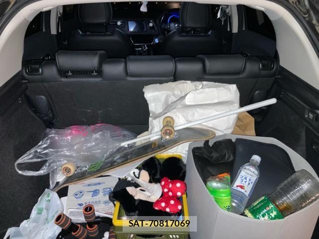 Honda VEZEL 2019-03 8882798-21