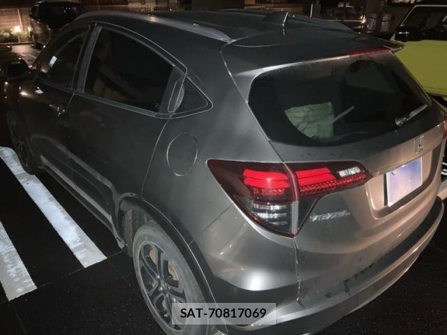 Honda VEZEL 2019-03 8882798-3