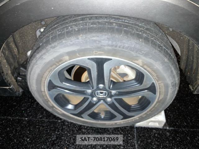 Honda VEZEL 2019-03 8882798-4