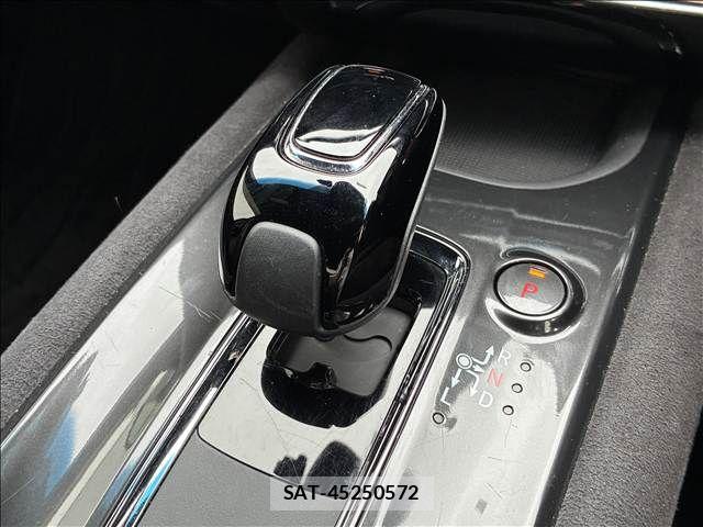 Honda VEZEL 2020-10 8882794-10
