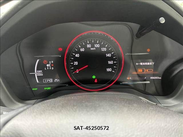 Honda VEZEL 2020-10 8882794-13