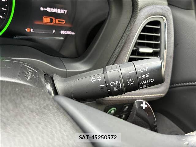Honda VEZEL 2020-10 8882794-22
