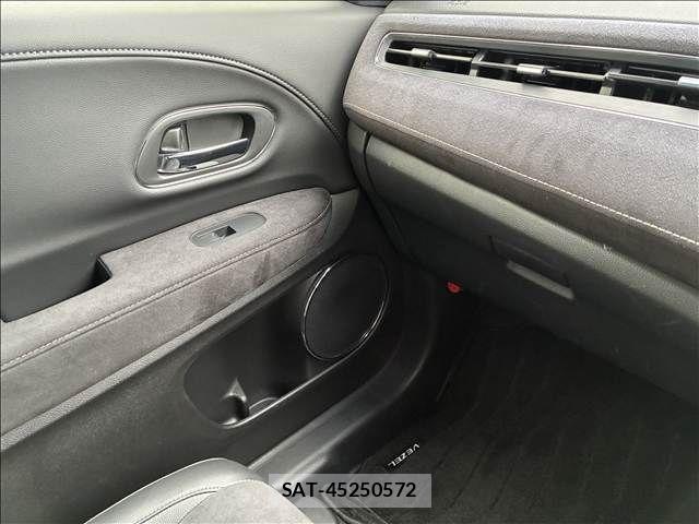Honda VEZEL 2020-10 8882794-28