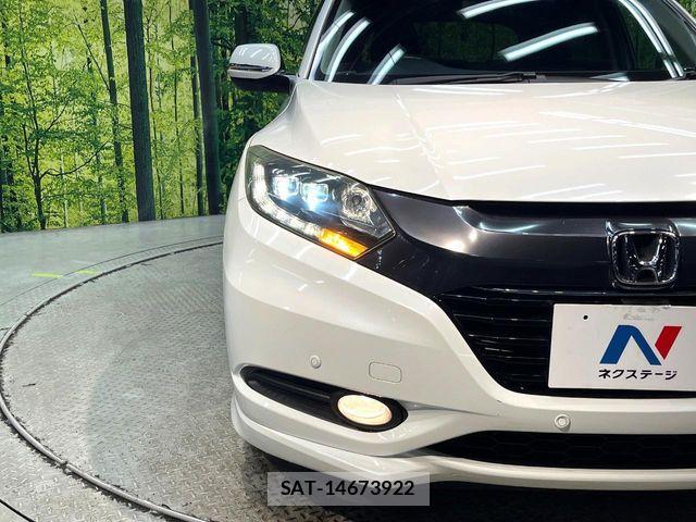 Honda VEZEL 2015-12 8882799-11