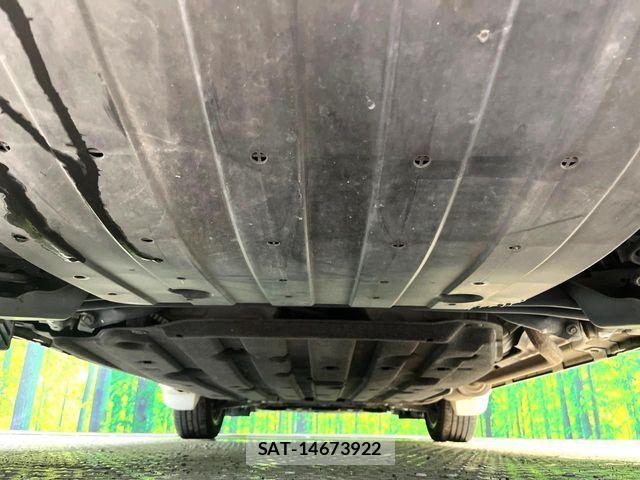 Honda VEZEL 2015-12 8882799-18