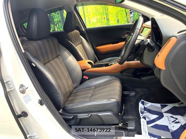 Honda VEZEL 2015-12 8882799-7