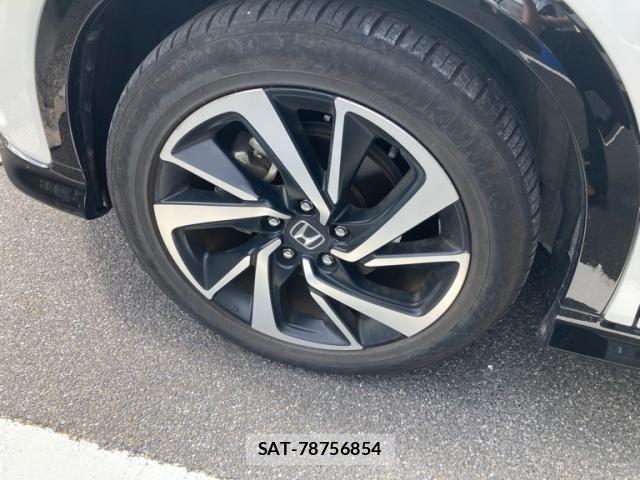 Honda VEZEL 2019-03 8882793-9