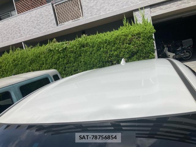 Honda VEZEL 2019-03 8882793-10