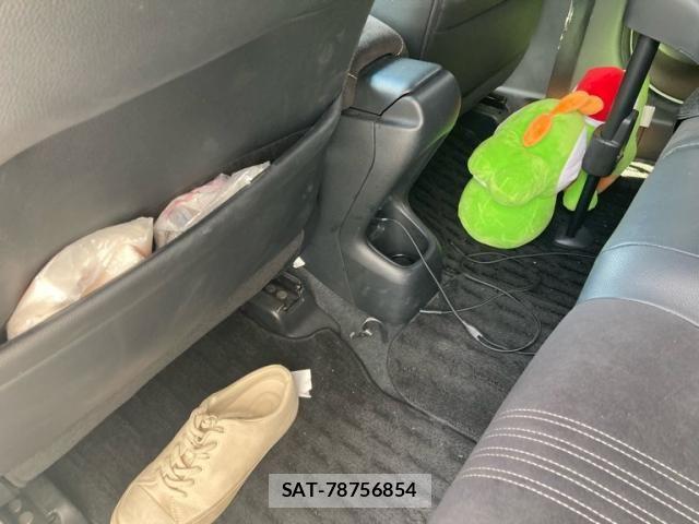 Honda VEZEL 2019-03 8882793-16