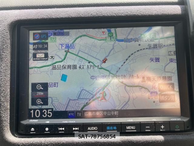 Honda VEZEL 2019-03 8882793-24