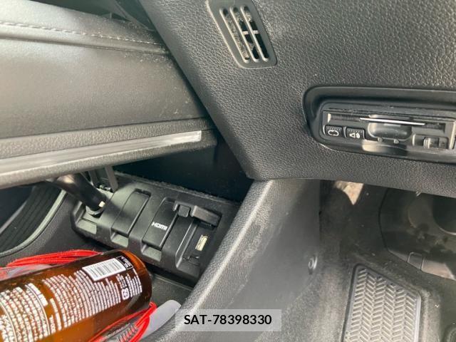 Honda VEZEL 2015-10 8882803-21