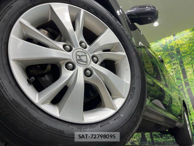 Honda VEZEL 2014-12 8884551-12