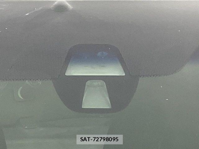 Honda VEZEL 2014-12 8884551-7