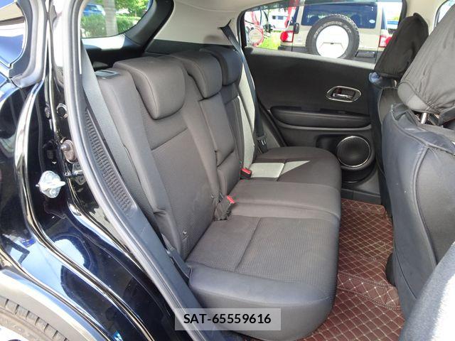 Honda VEZEL 2018-06 8884549-15
