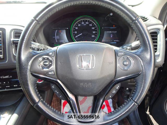 Honda VEZEL 2018-06 8884549-22