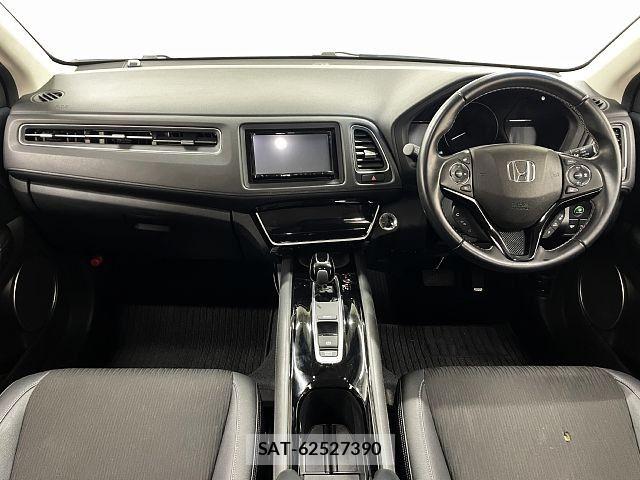 Honda VEZEL 2020-02 8884546-1