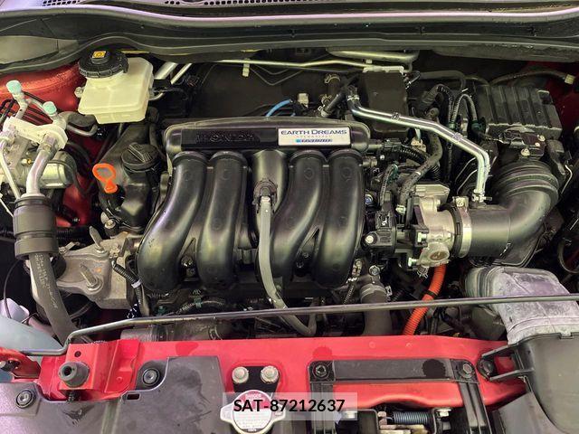 Honda VEZEL 2019-03 4641464-17