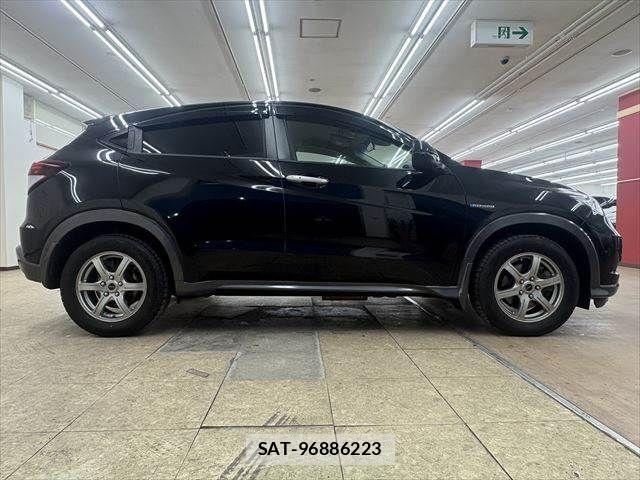 Honda VEZEL 2014-03 4992867-15