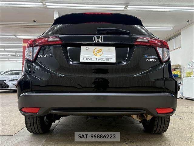 Honda VEZEL 2014-03 4992867-16
