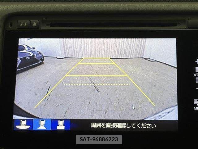 Honda VEZEL 2014-03 4992867-5
