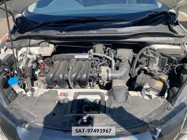 Honda VEZEL 2018-01 5882075-24