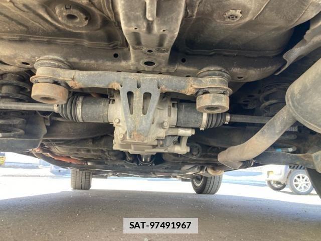 Honda VEZEL 2018-01 5882075-5