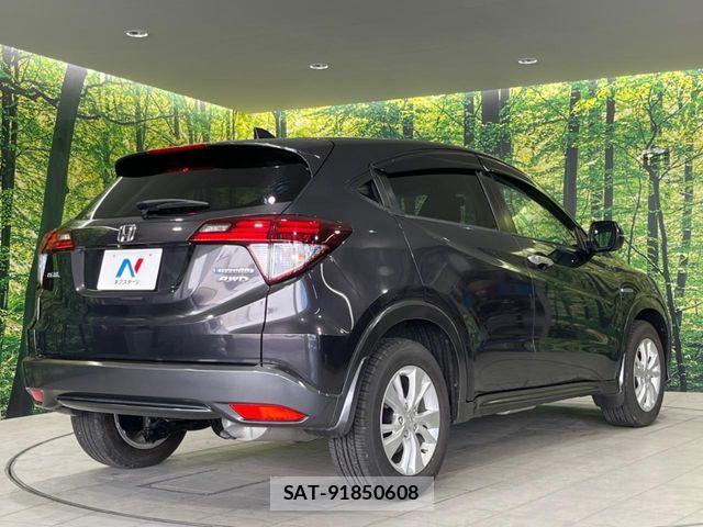 Honda VEZEL 2014-12 6717665-16