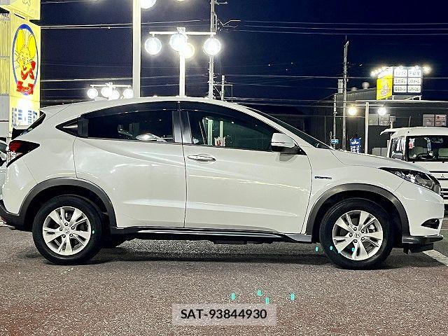 Honda VEZEL 2017-02 6914953-17