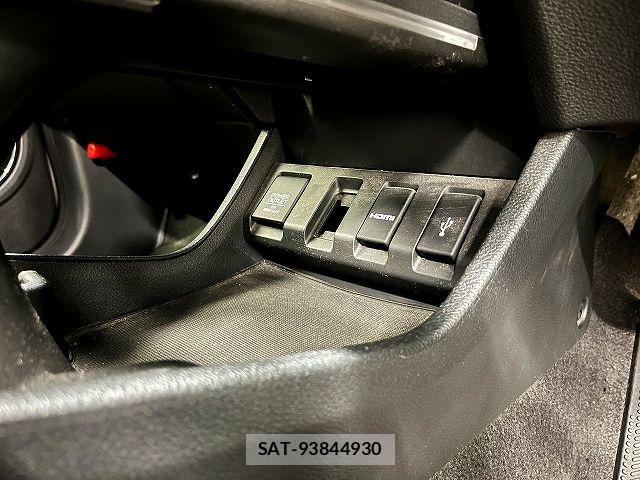 Honda VEZEL 2017-02 6914953-21