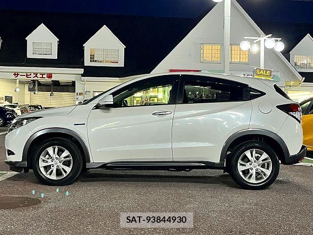 Honda VEZEL 2017-02 6914953-23