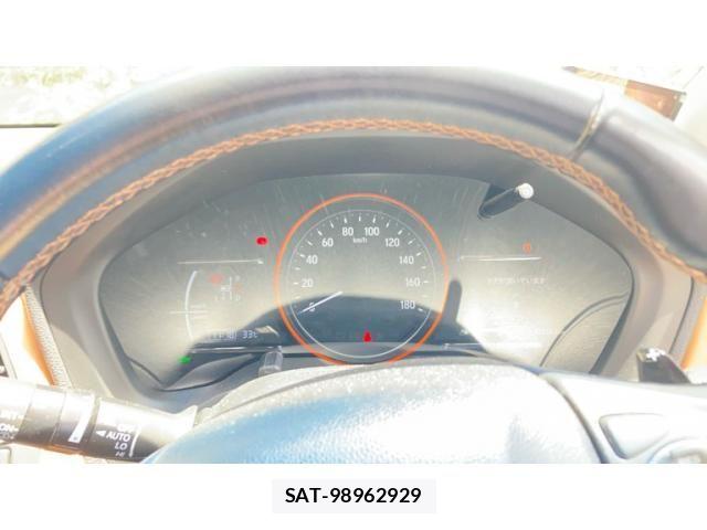 Honda VEZEL 2018-06 7226683-8