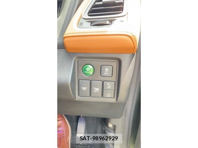 Honda VEZEL 2018-06 7226683-11