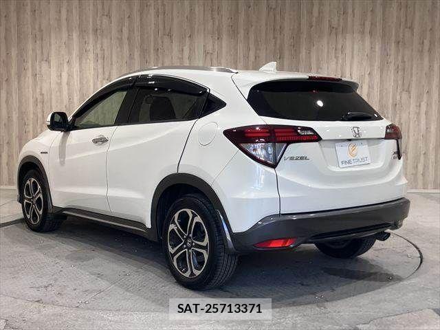 Honda VEZEL 2017-08 7226678-18