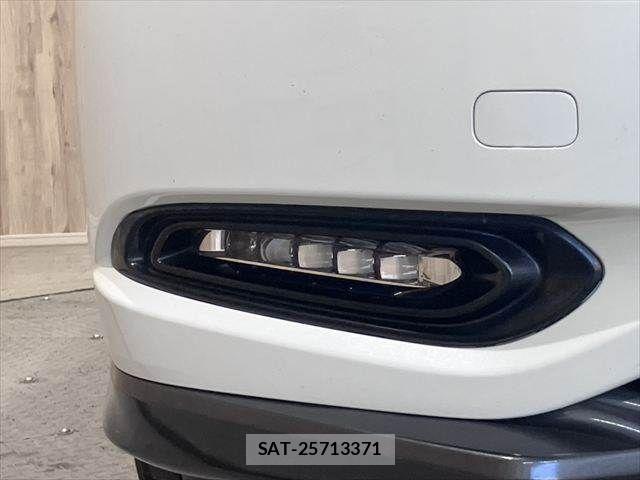 Honda VEZEL 2017-08 7226678-25