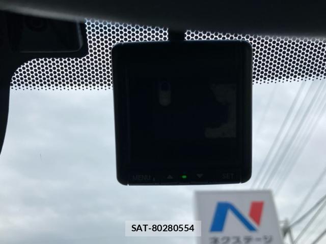 Honda VEZEL 2019-06 7360332-19