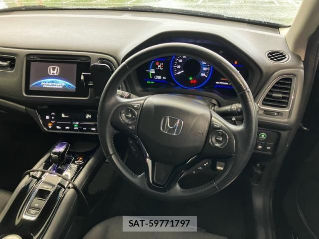 Honda VEZEL 2015-03 7360335-13