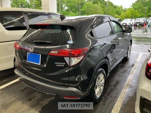 Honda VEZEL 2015-03 7360335-3
