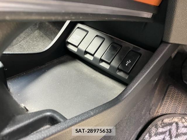 Honda VEZEL 2016-04 7394687-19
