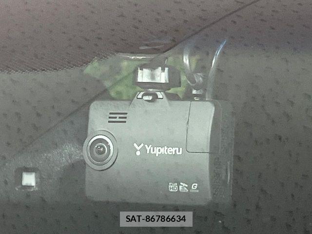 Honda VEZEL 2017-10 7393809-6