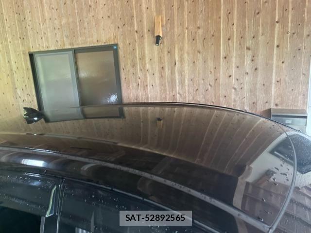 Honda VEZEL 2017-08 7458650-11
