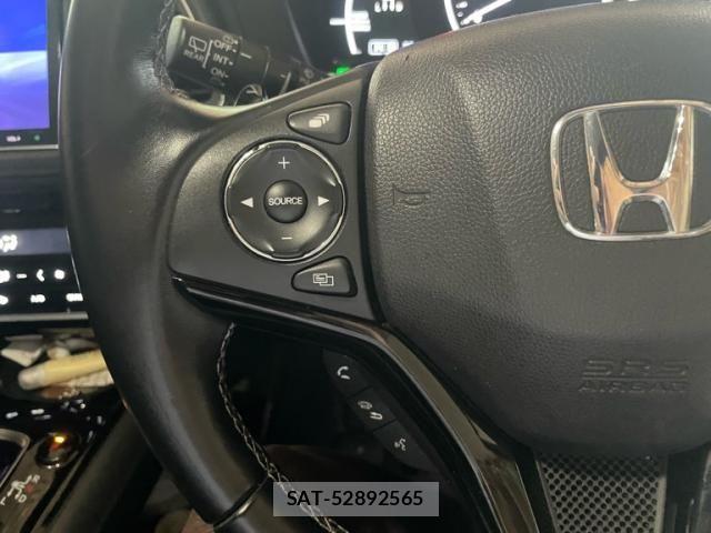 Honda VEZEL 2017-08 7458650-17